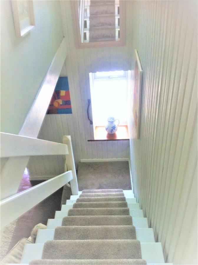 מונמות' Charming Cottage Within Farmhouse מראה חיצוני תמונה